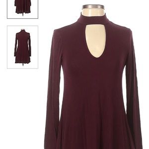 Socialite Burgundy Dress size small NWT
